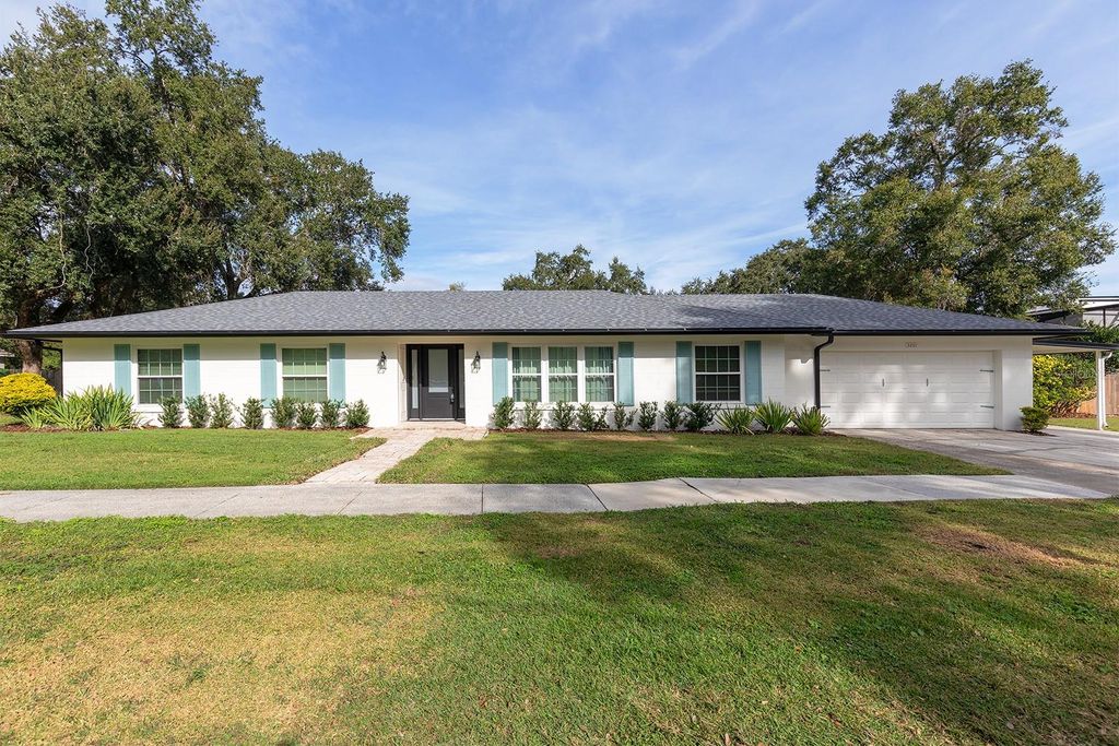 Photo of 3201 Lake Margaret Drive, Orlando, FL 32806 (MLS # O6368286)