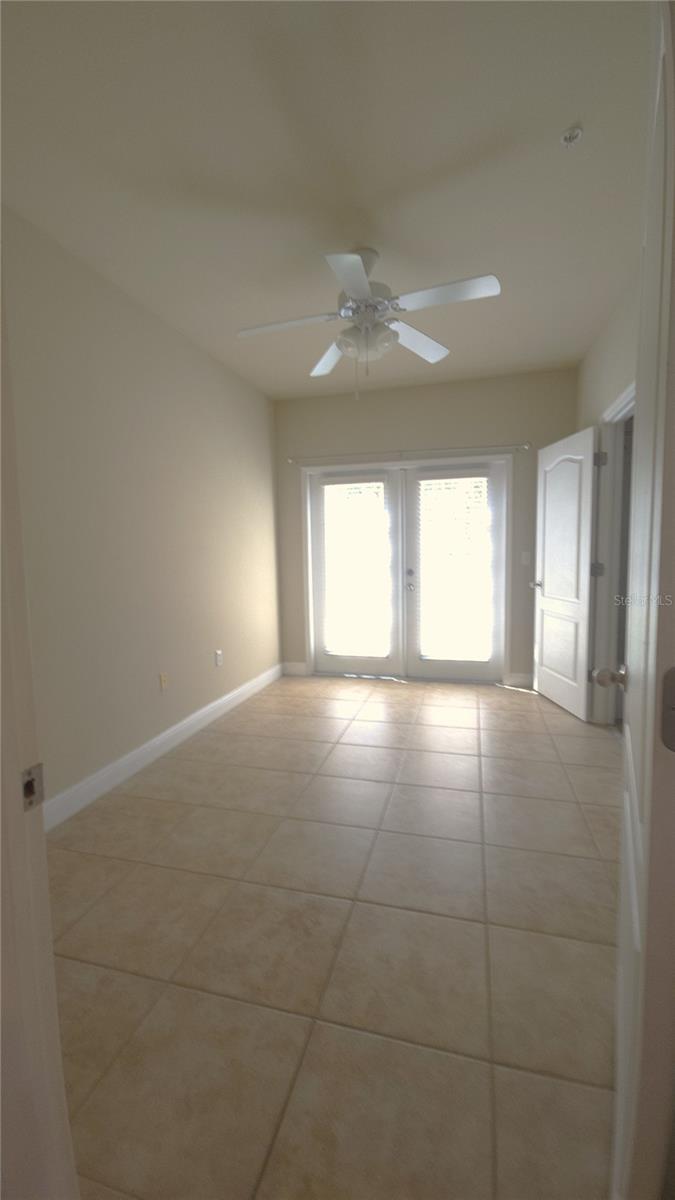 CHASE HOLLOW LLC PH 3 - Residential
