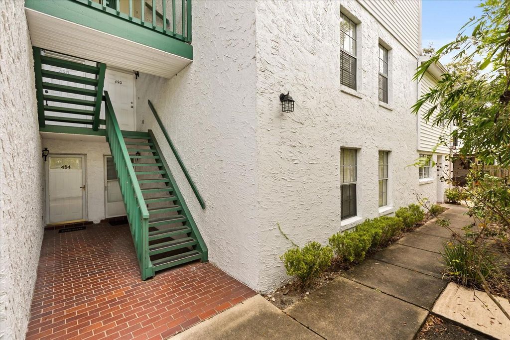 Photo of 494 W Par Street, Orlando, FL 32804 (MLS # NS1087162)