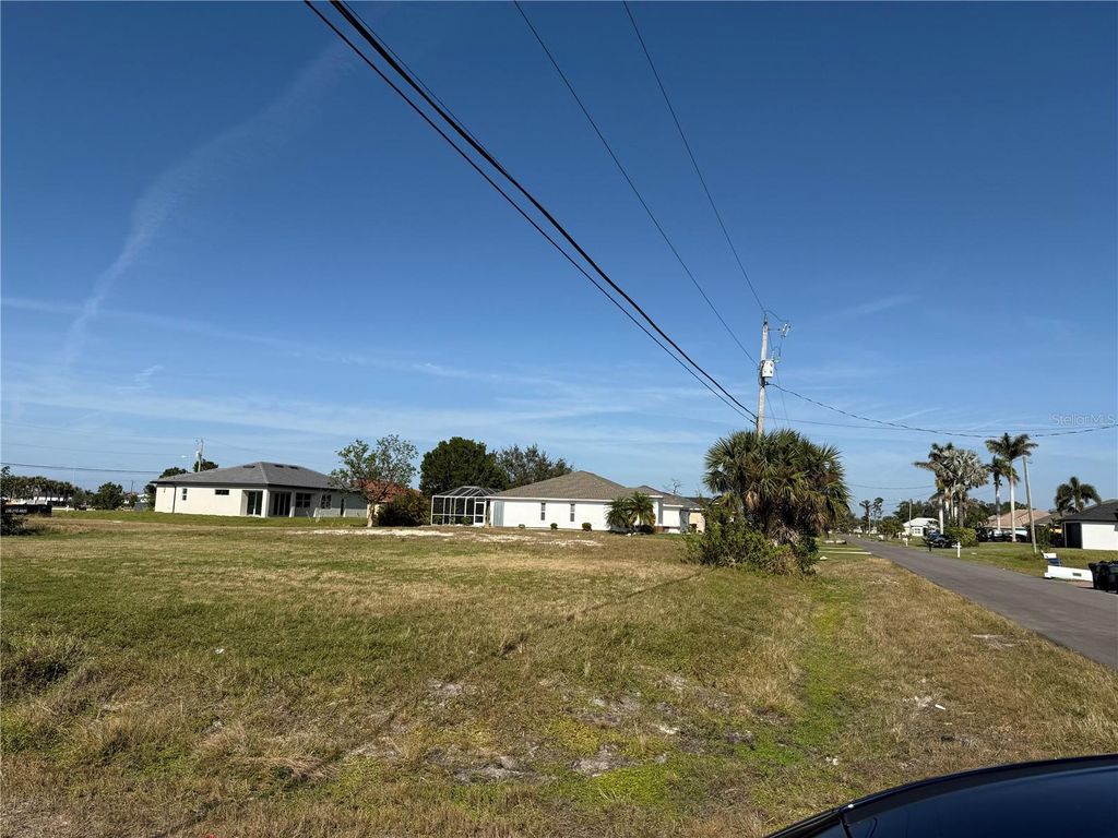 Photo of 1600 NW 31st Avenue, Cape Coral, FL 33993 (MLS # C7502717)