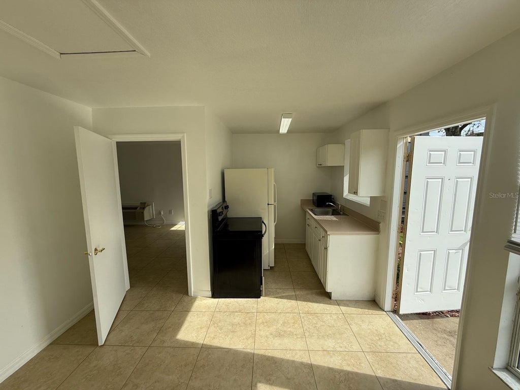 Photo of 316 Mango Drive #B, Davenport, FL 33897 (MLS # S5154693)