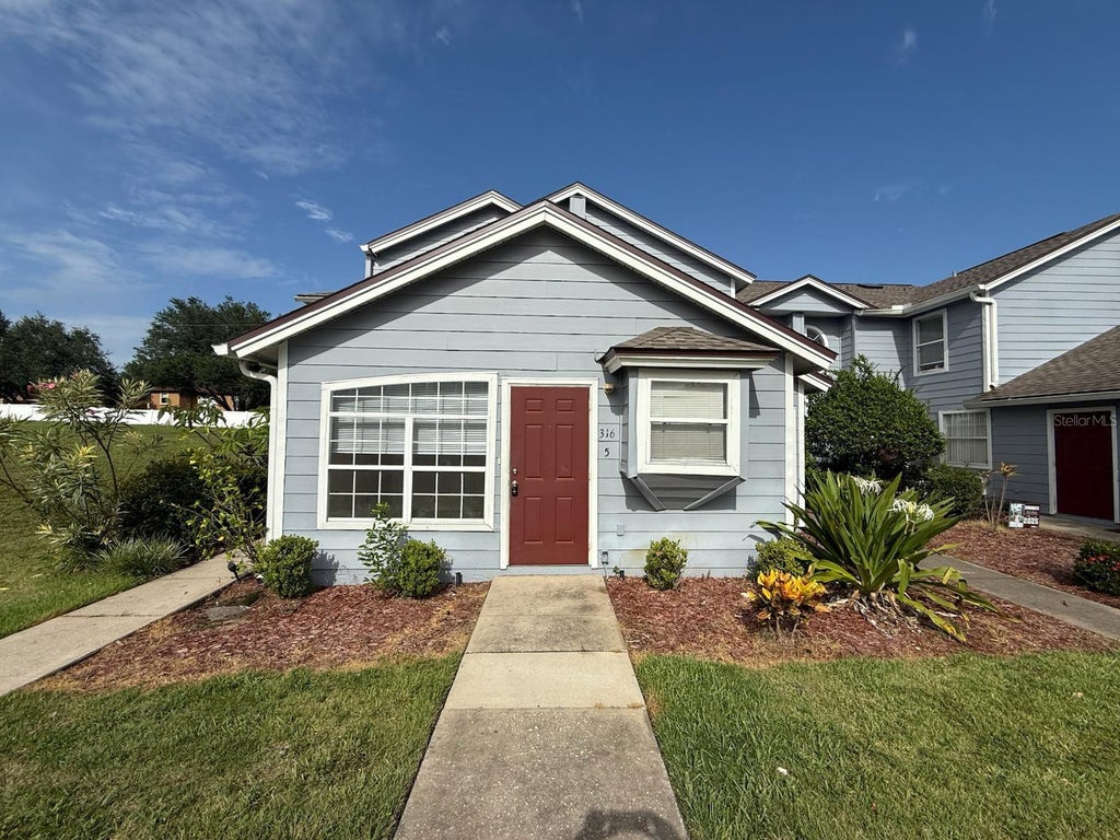 Photo of 316 Mango Drive #B, Davenport, FL 33897 (MLS # S5154693)