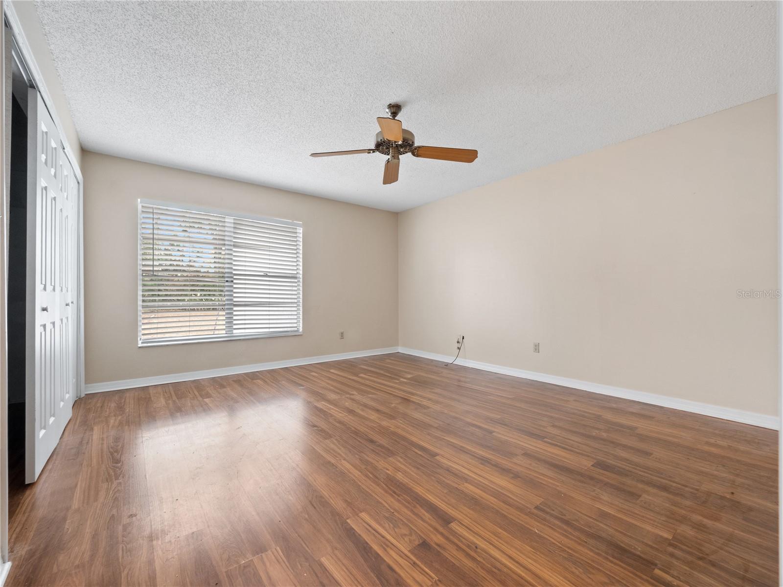 SPARLING HILLS - Residential