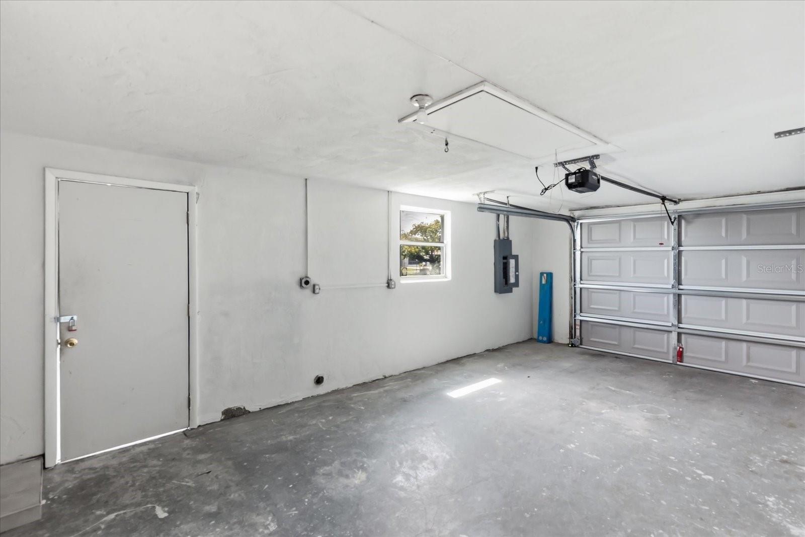 HERNANDO BEACH - Residential