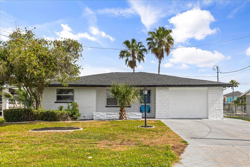 Photo of 3435 Gulf Coast Drive, Hernando Beach, FL 34607 (MLS # O6403337)