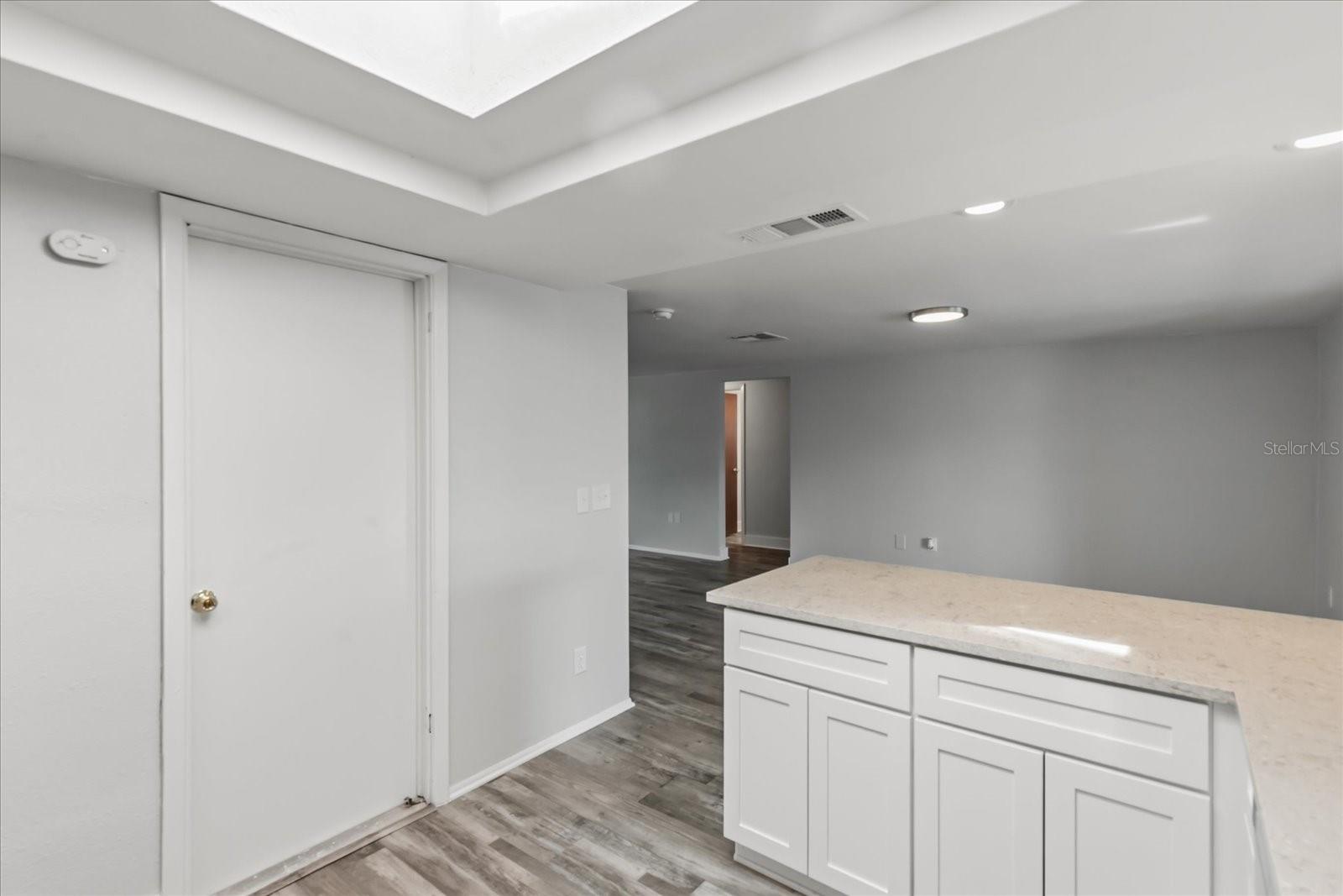 HERNANDO BEACH - Residential