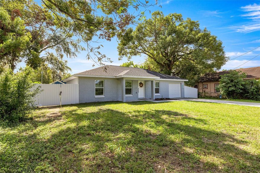 Charming 3 bedroom, 2 bathroom home with a fully furnished interior and fenced yard—perfect for added comfort and convenience. Located near shopping, dining, and major roads.