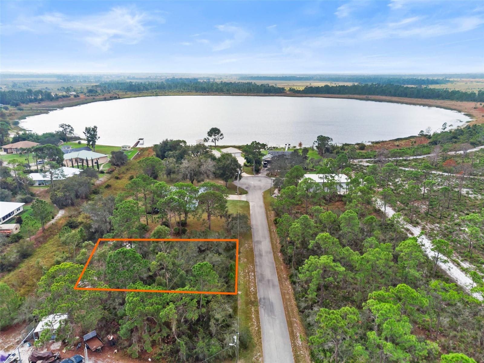 LEISURE LAKES SEC 09 - Land