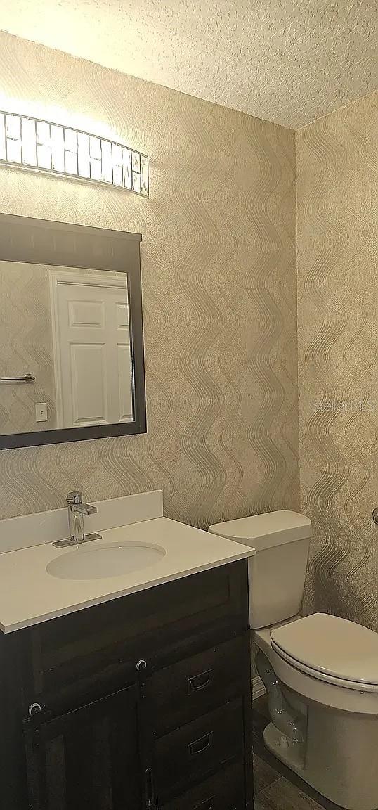 LAKE WAUNATTA COVE - Residential