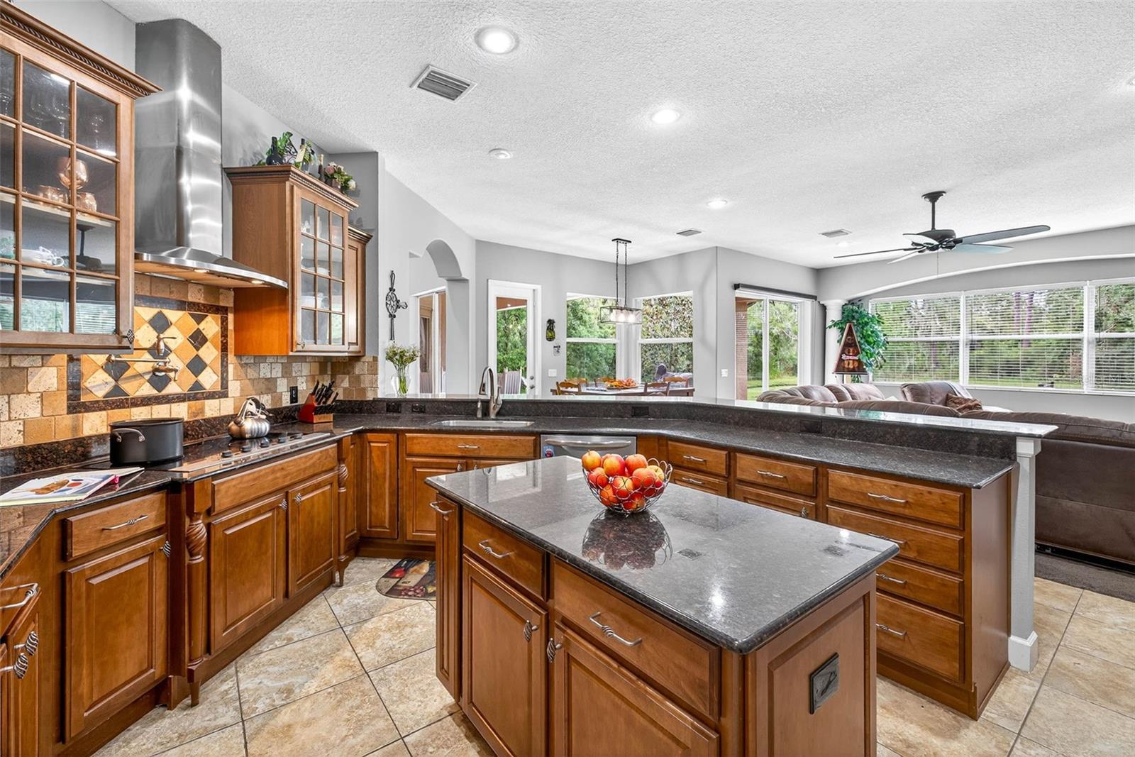 VIRGINIA ACRES - Residential