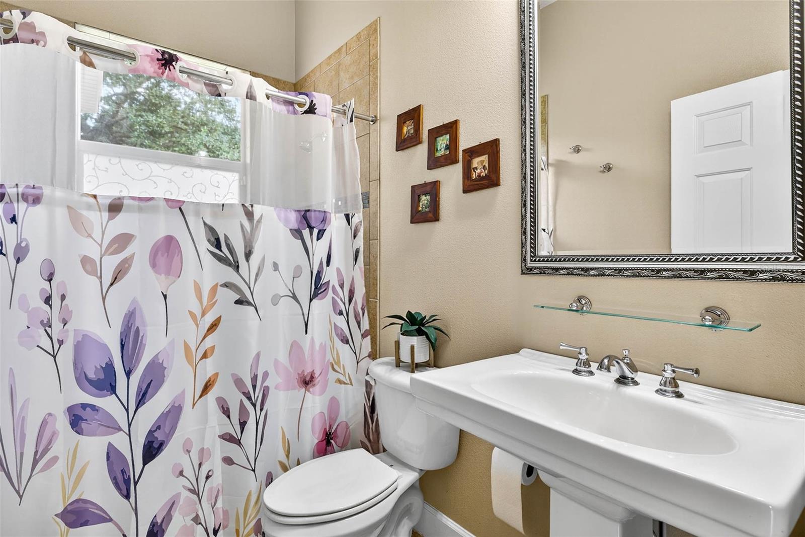 VIRGINIA ACRES - Residential