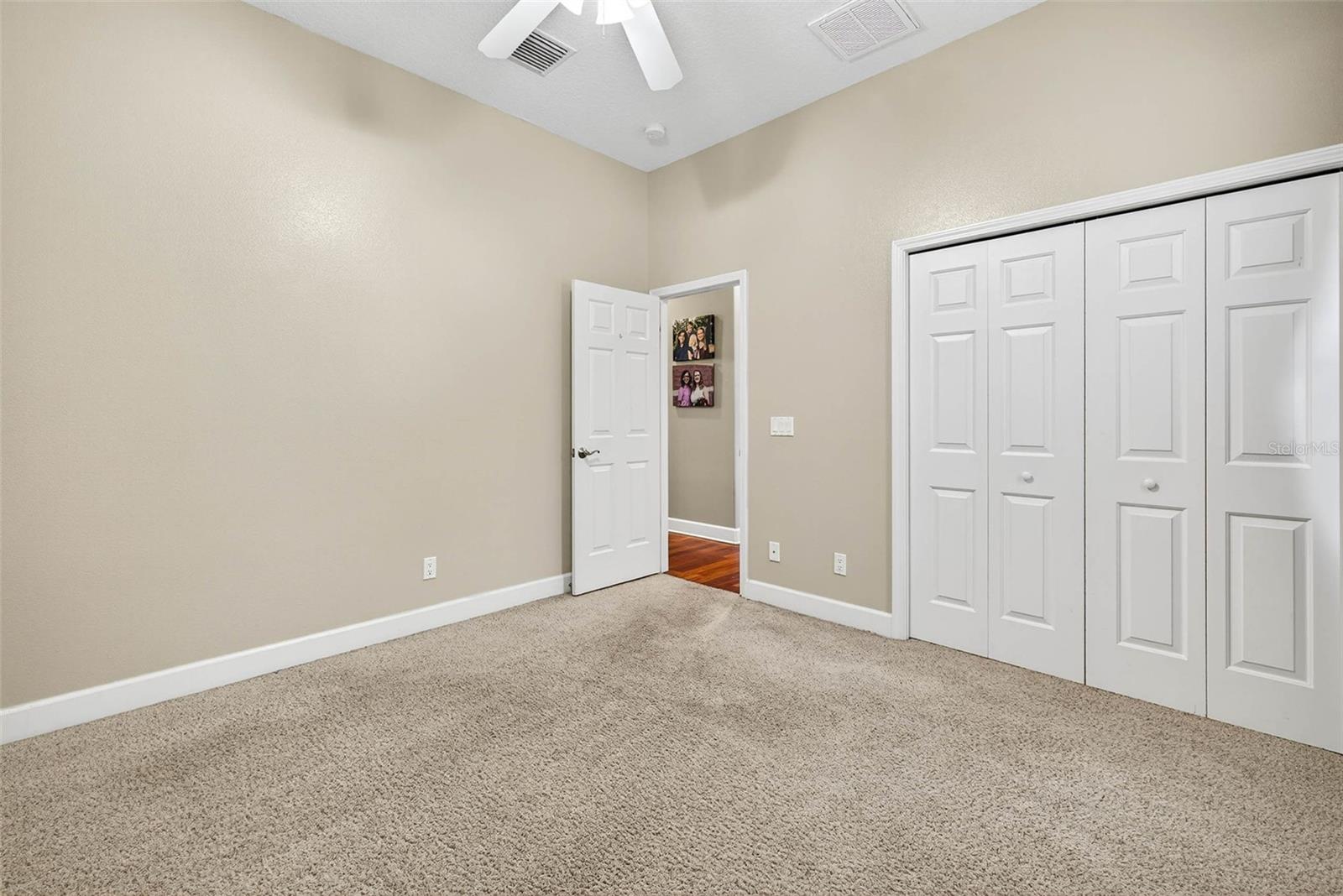 VIRGINIA ACRES - Residential