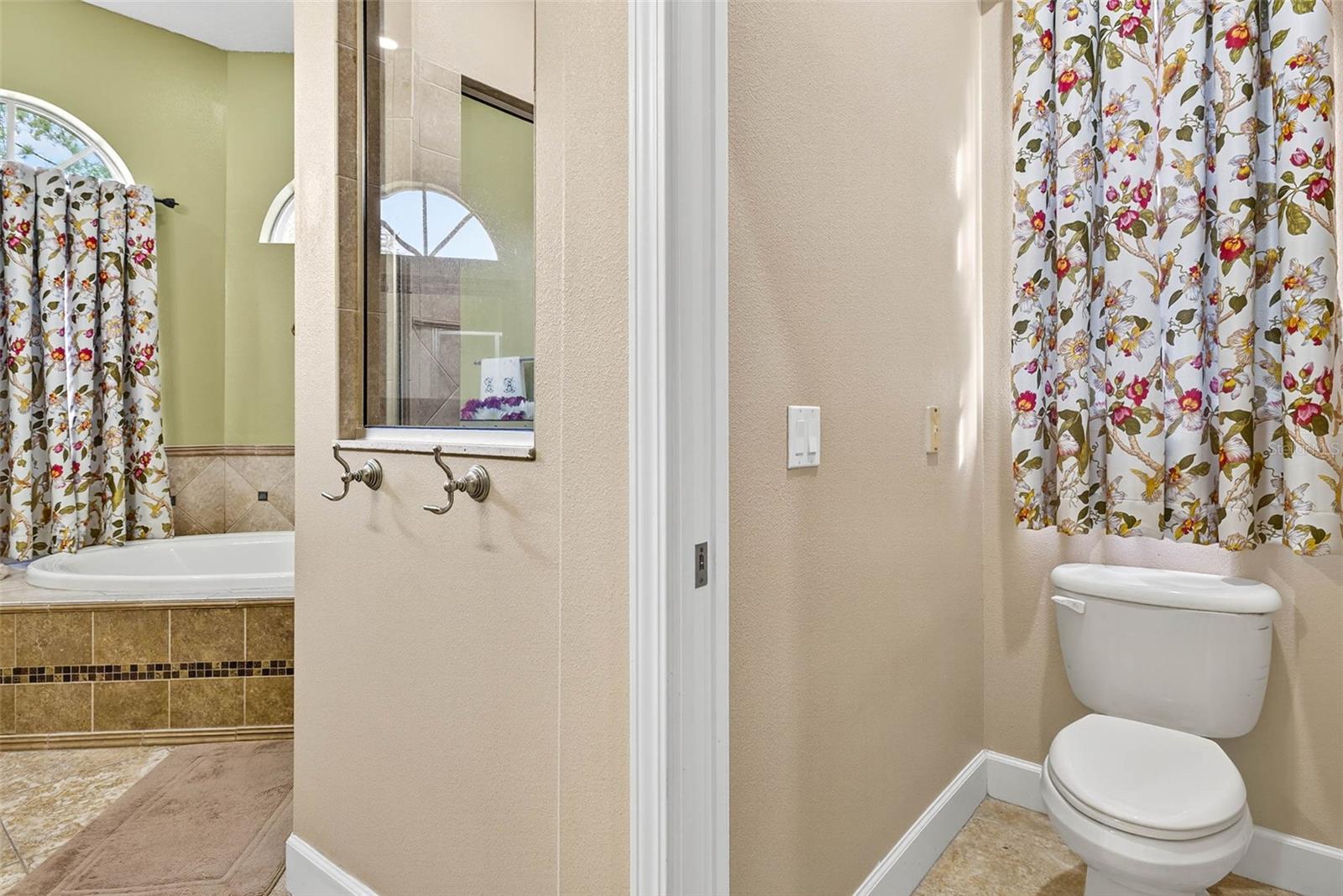 VIRGINIA ACRES - Residential