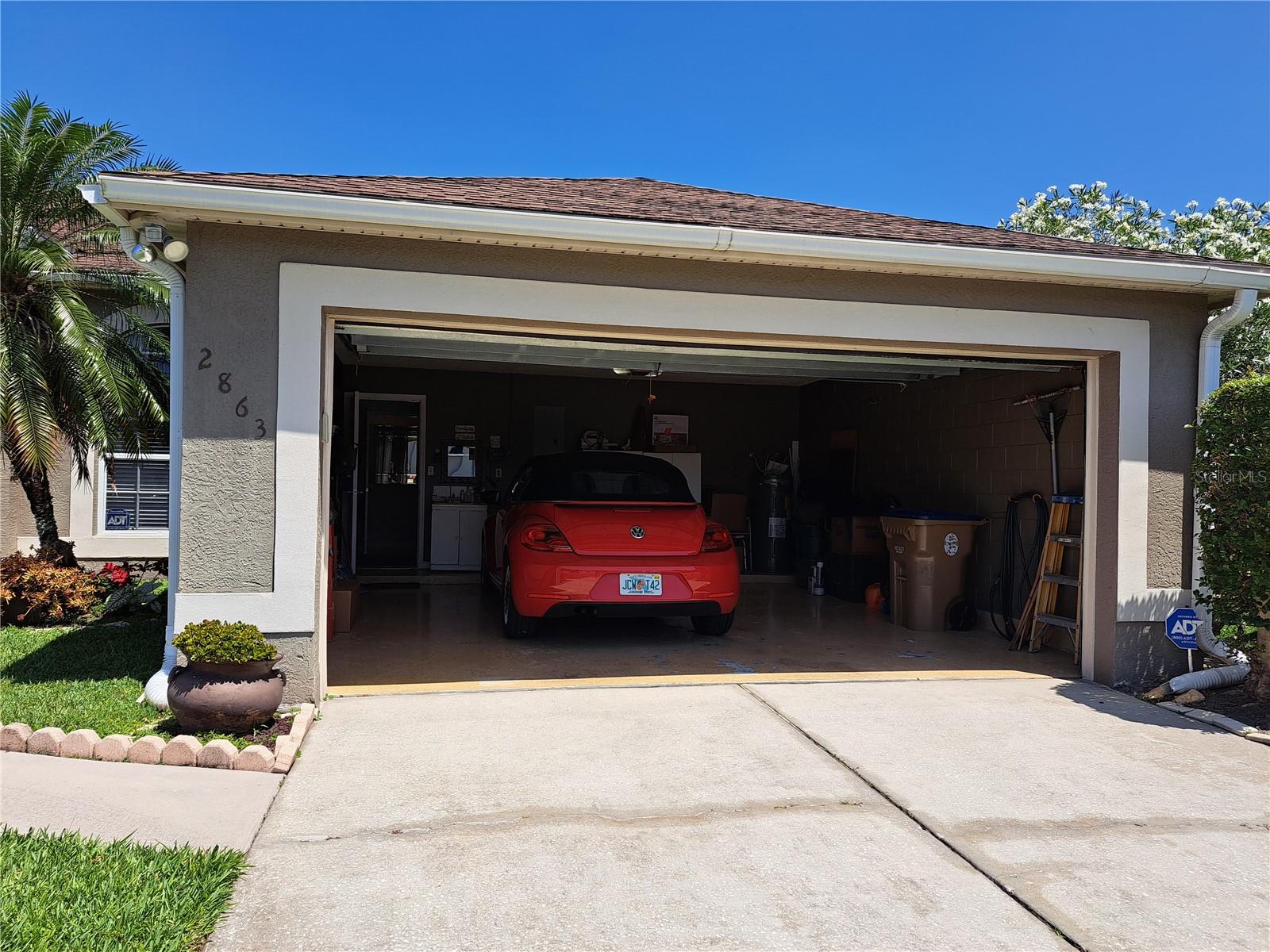 2863 MIDDLETON CIRCLE