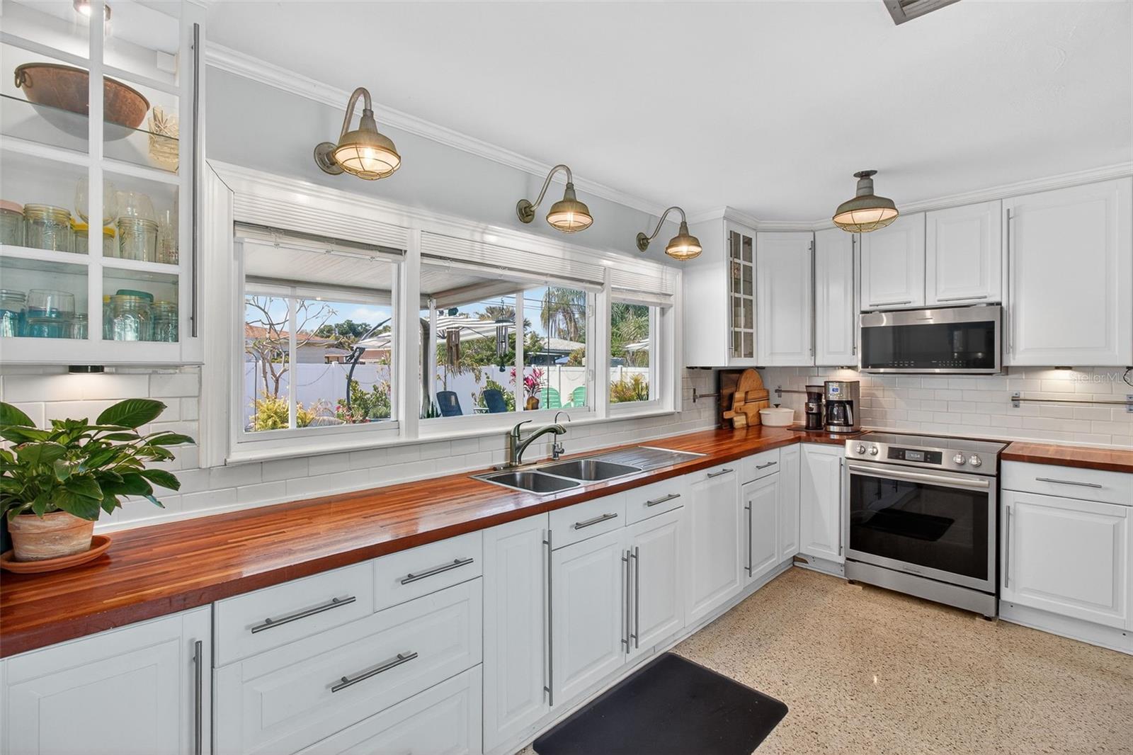 KENDALE PARK - Residential