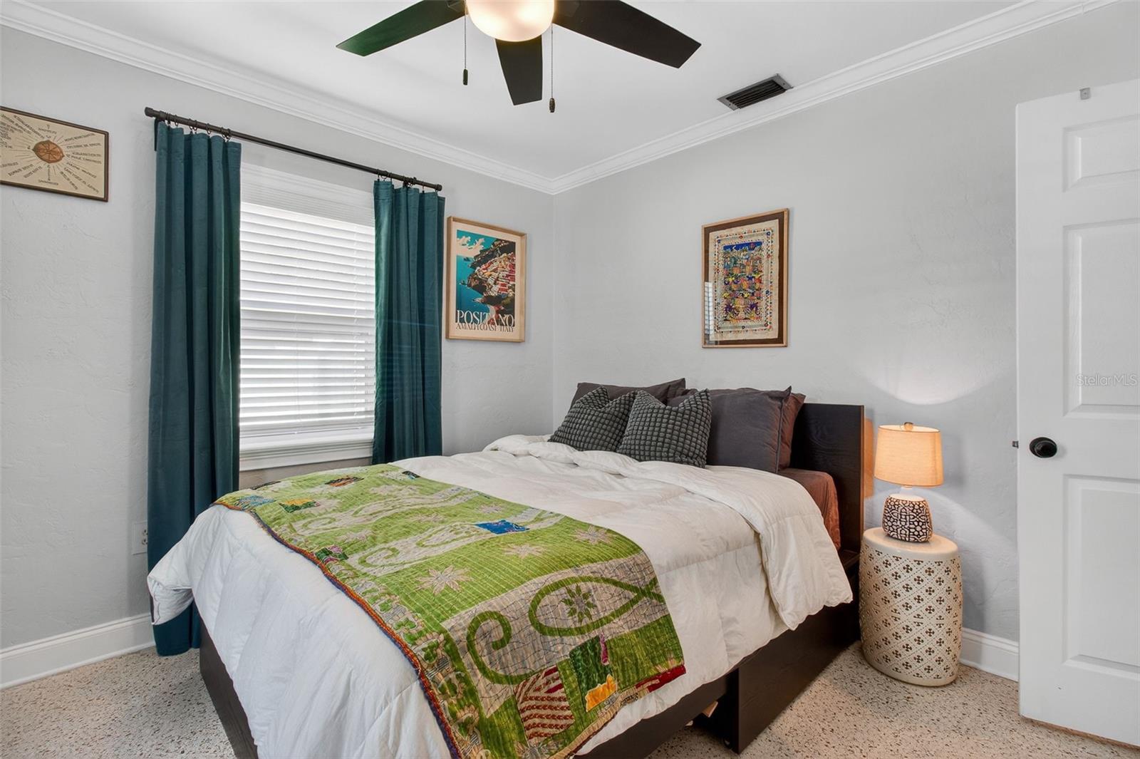 KENDALE PARK - Residential