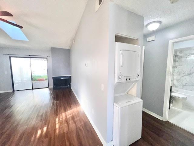 THE ARBORS AT HIDDEN LAKE SEC 1 REP - Residential Lease
