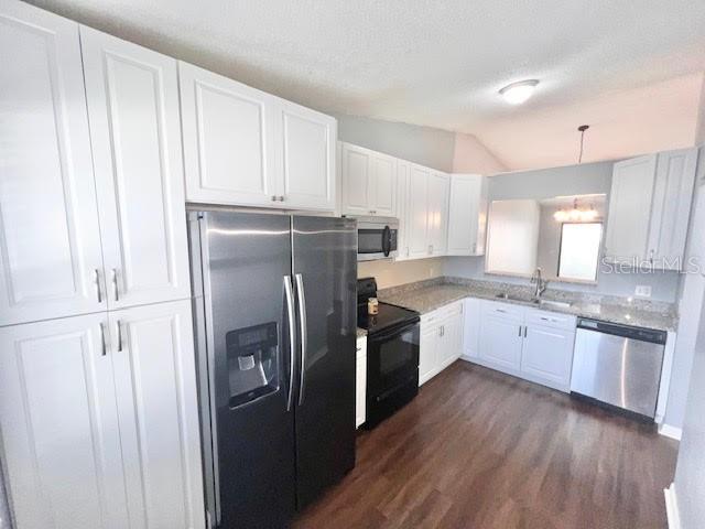 THE ARBORS AT HIDDEN LAKE SEC 1 REP - Residential Lease