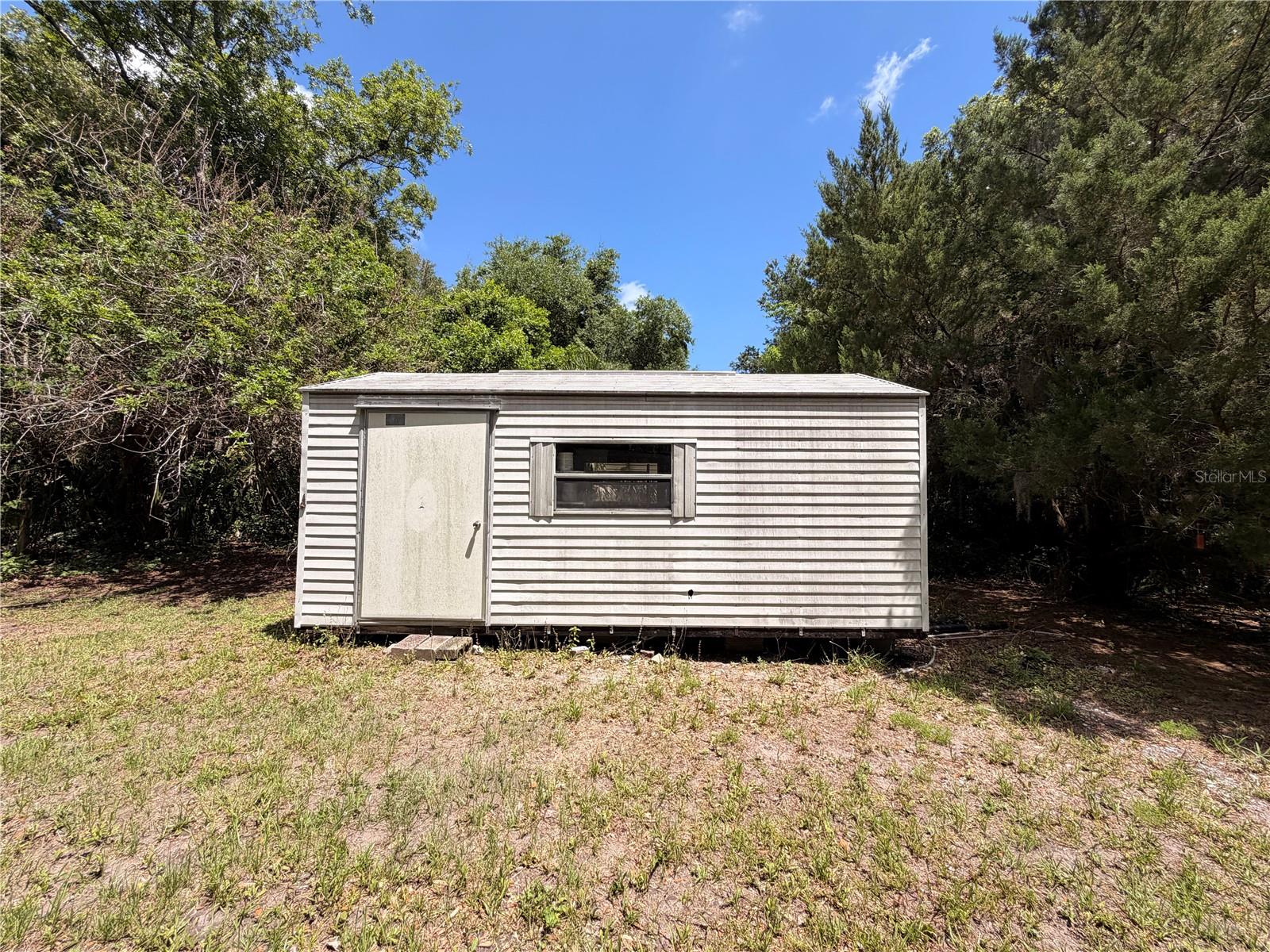 LYONS - Residential