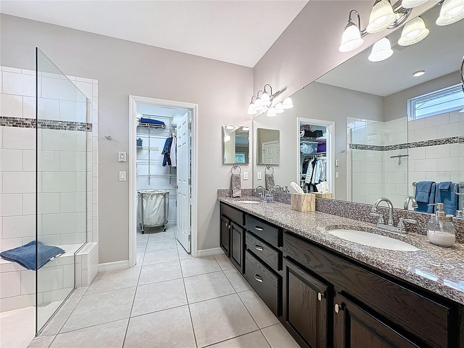 CASCADES/GROVELAND PH 4-1 - Residential