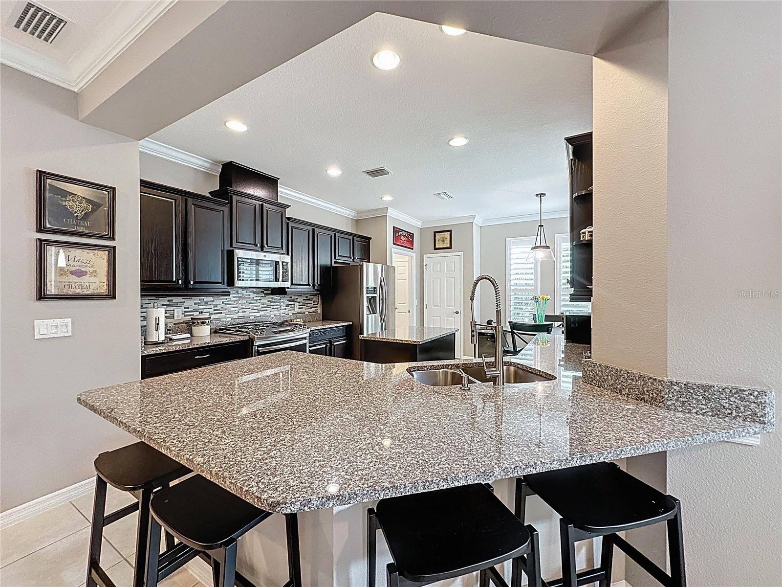 CASCADES/GROVELAND PH 4-1 - Residential