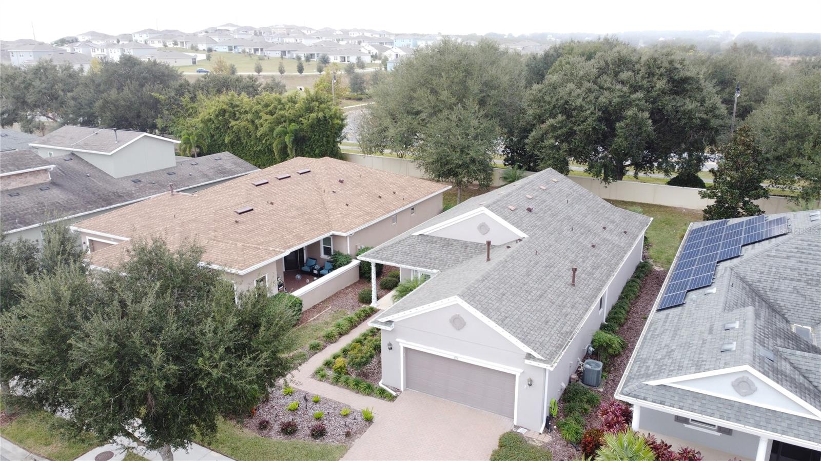 CASCADES/GROVELAND PH 4-1 - Residential