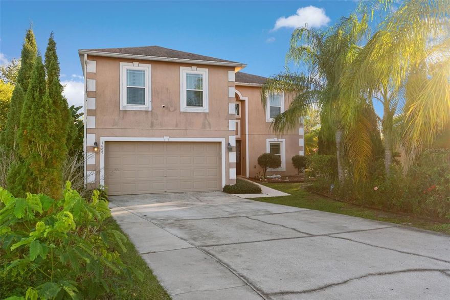 Welcome to 1009 Ronlin St, Haines City, FL 33844, a massive 4-bedroom, 2.5-bath home tucked away on a quiet cul-de-sac, offering added privacy and minimal through traffic. With 3,628 sq ft of living space and 4,046 sq ft under roof, this 2004-built property delivers space, flexibility, and serious upside potential.

The home features a transferable solar panel system, helping keep energy costs low. Inside, you’ll find multiple living areas and a spacious layout ideal for entertaining, working from home, or multigenerational living.

While the home needs a little TLC, it presents a fantastic opportunity for buyers looking to customize a large home or investors seeking value-add potential. Homes of this size Especially on a cul-de-sac—are hard to find at this price point.

Conveniently located just minutes from US-27, shopping, dining, and schools, this property offers the perfect blend of space, privacy, and location.

Huge home. Solar savings. Cul-de-sac living. Endless potential.
Schedule your private showing today and imagine the possibilities!