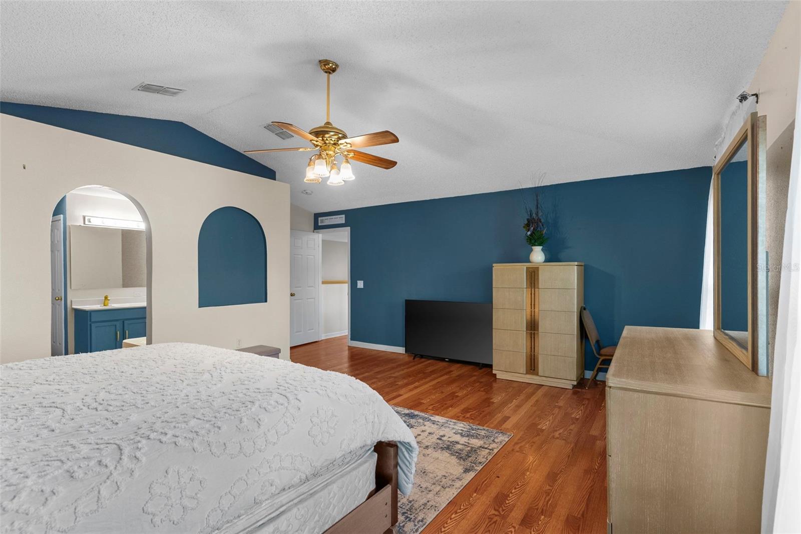 RANDA RIDGE PH 01 - Residential