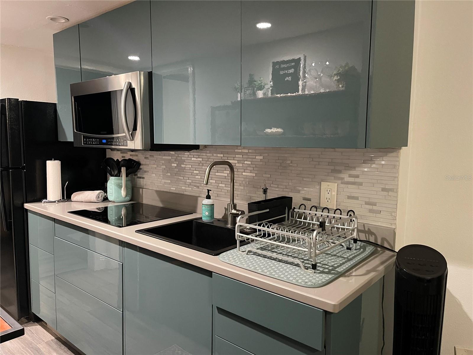 PARADISE LAKES RESORT CONDO - Residential