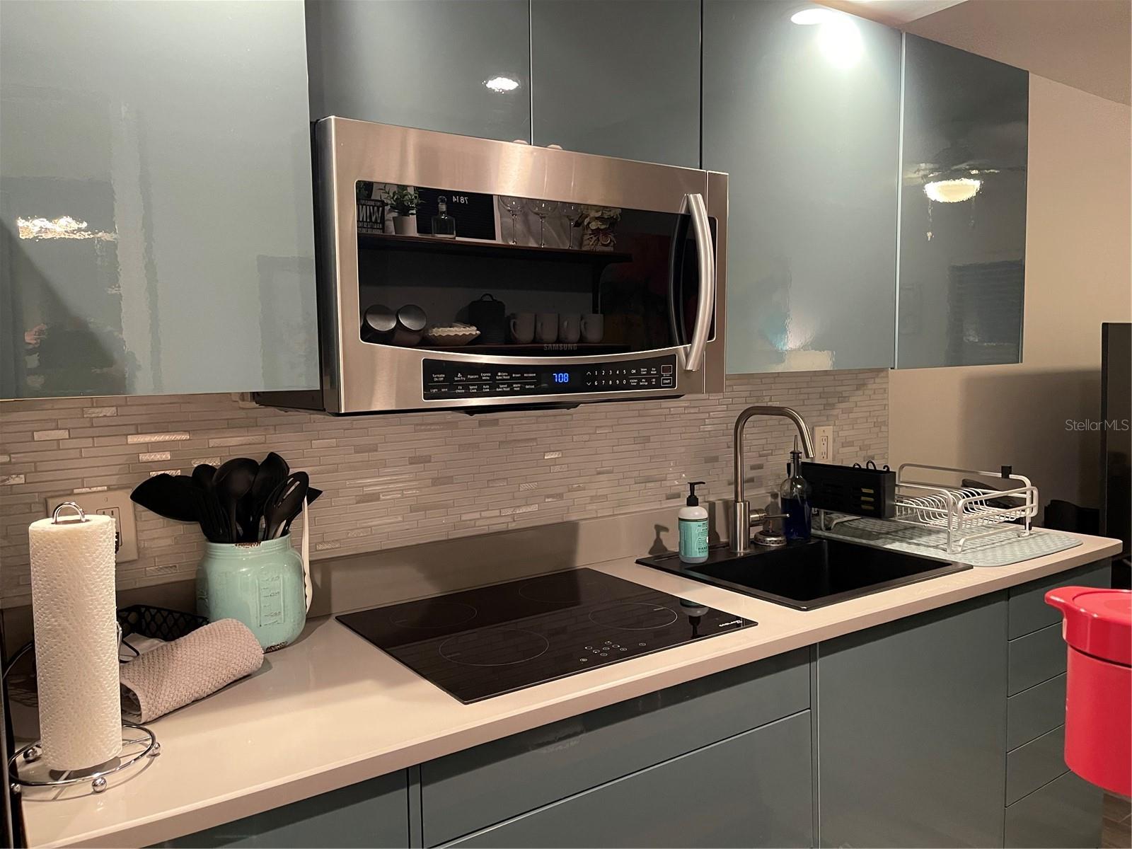 PARADISE LAKES RESORT CONDO - Residential