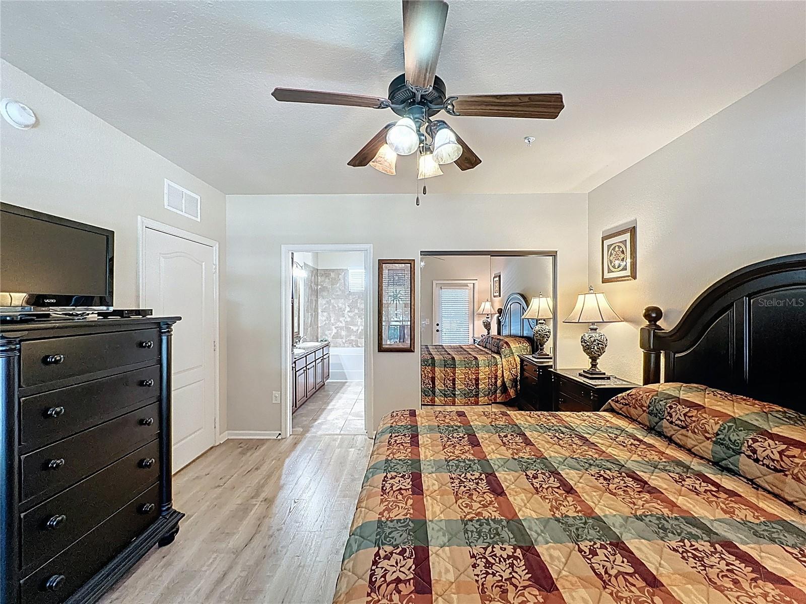 BELLA PIAZZA - Residential