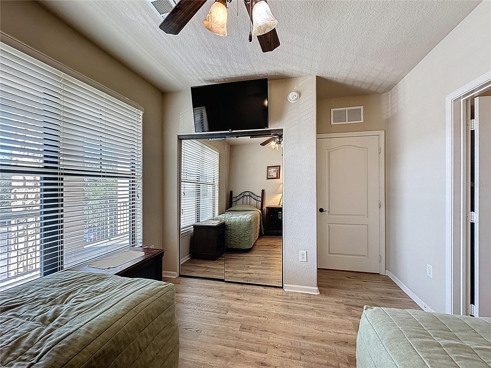 BELLA PIAZZA - Residential