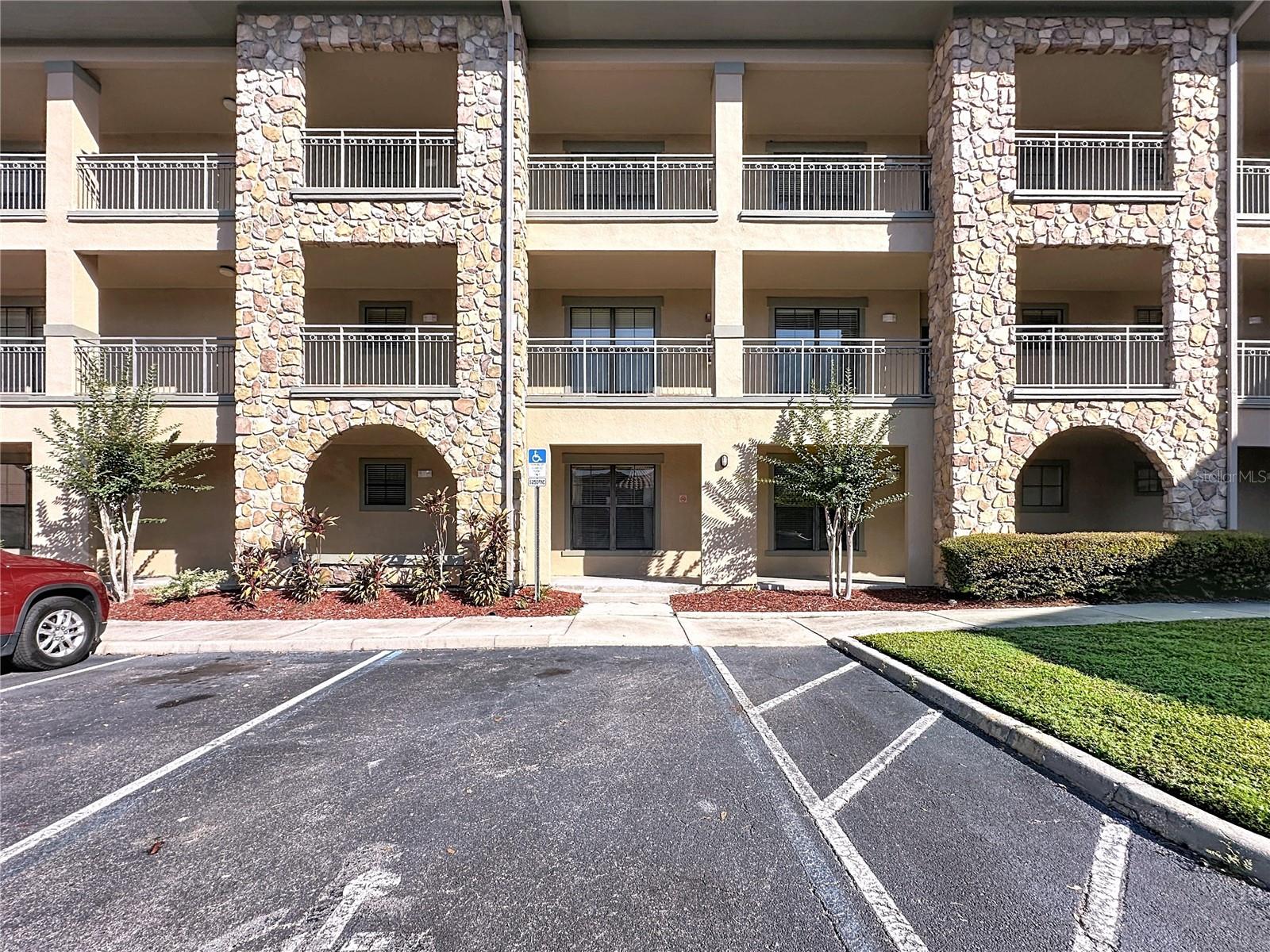 BELLA PIAZZA - Residential