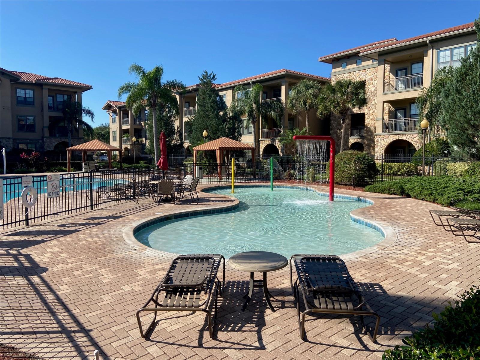 BELLA PIAZZA - Residential