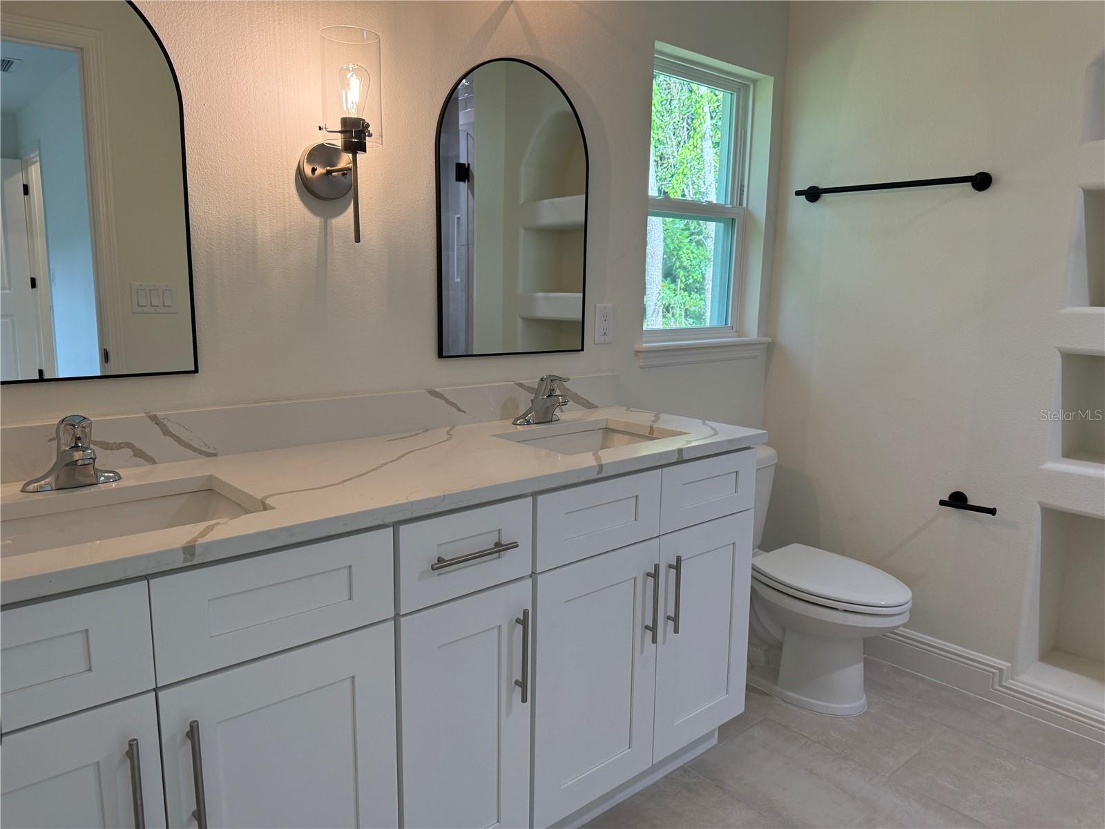 WEST HIGHLANDS - Residential Lease