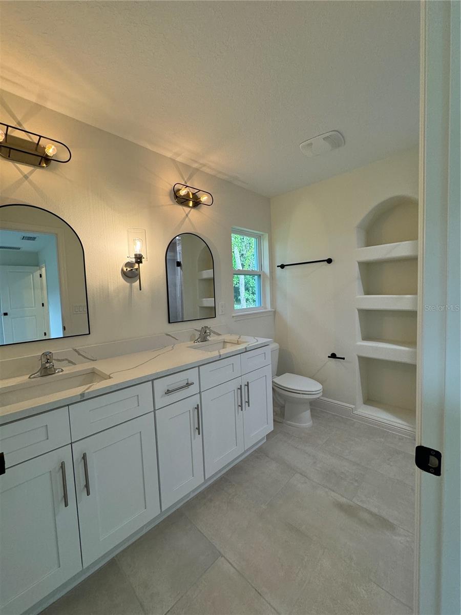 WEST HIGHLANDS - Residential Lease