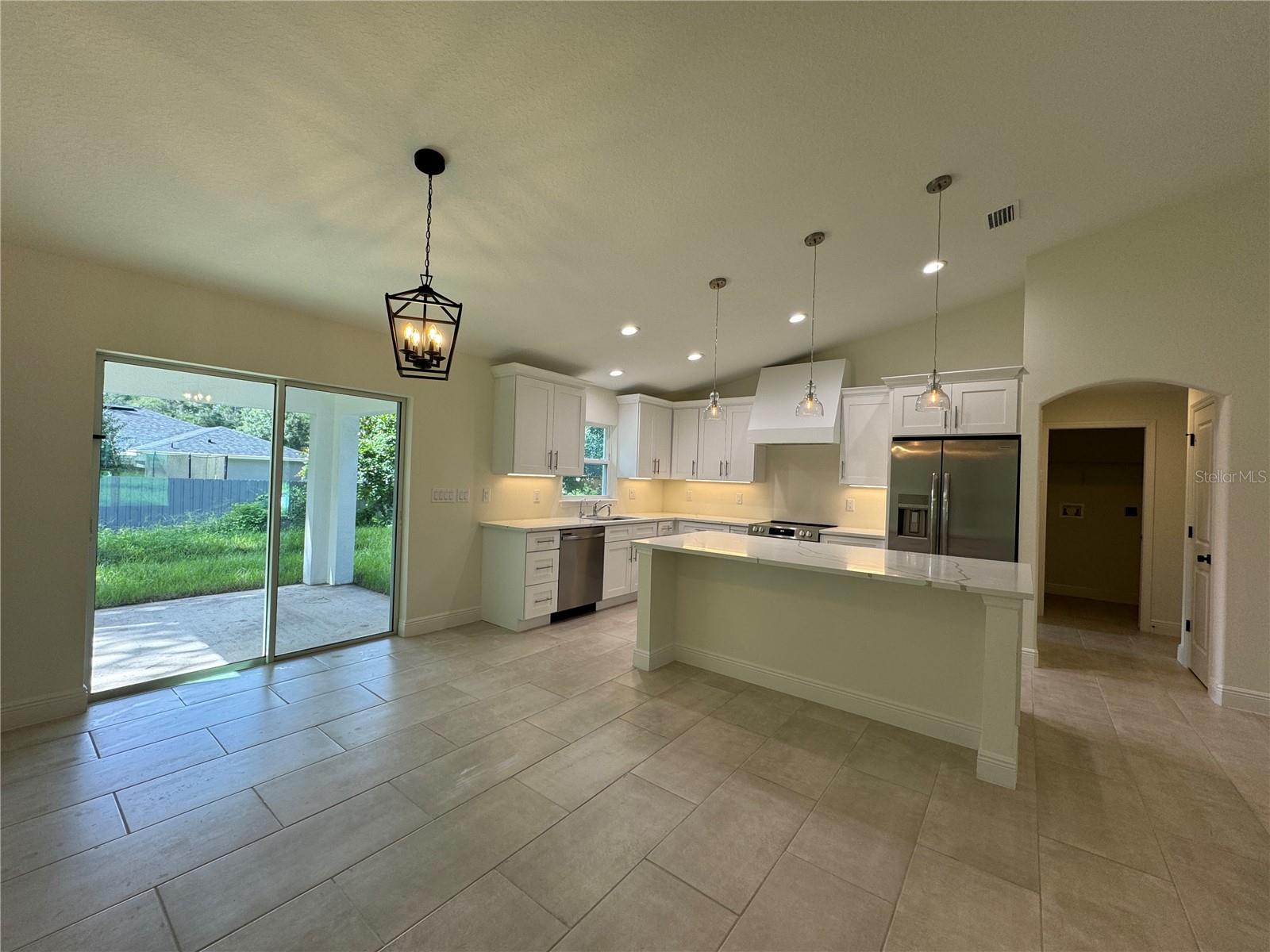 WEST HIGHLANDS - Residential Lease