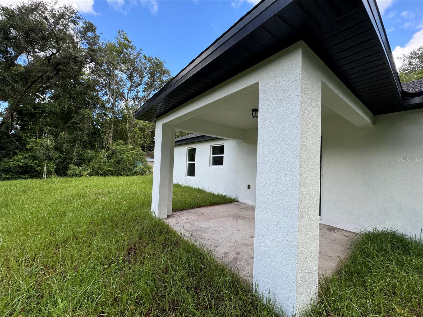 WEST HIGHLANDS - Residential Lease