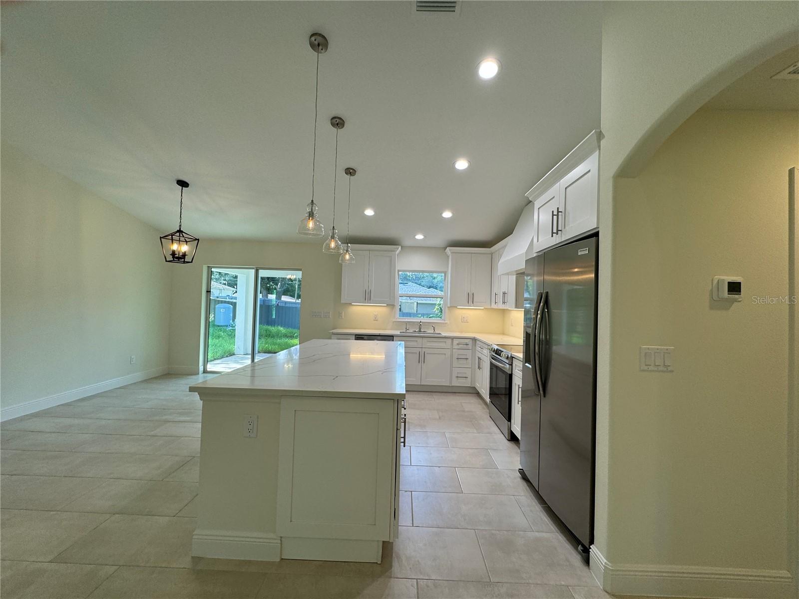 WEST HIGHLANDS - Residential Lease