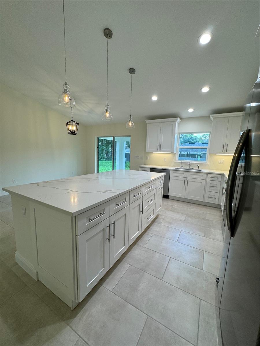 WEST HIGHLANDS - Residential Lease