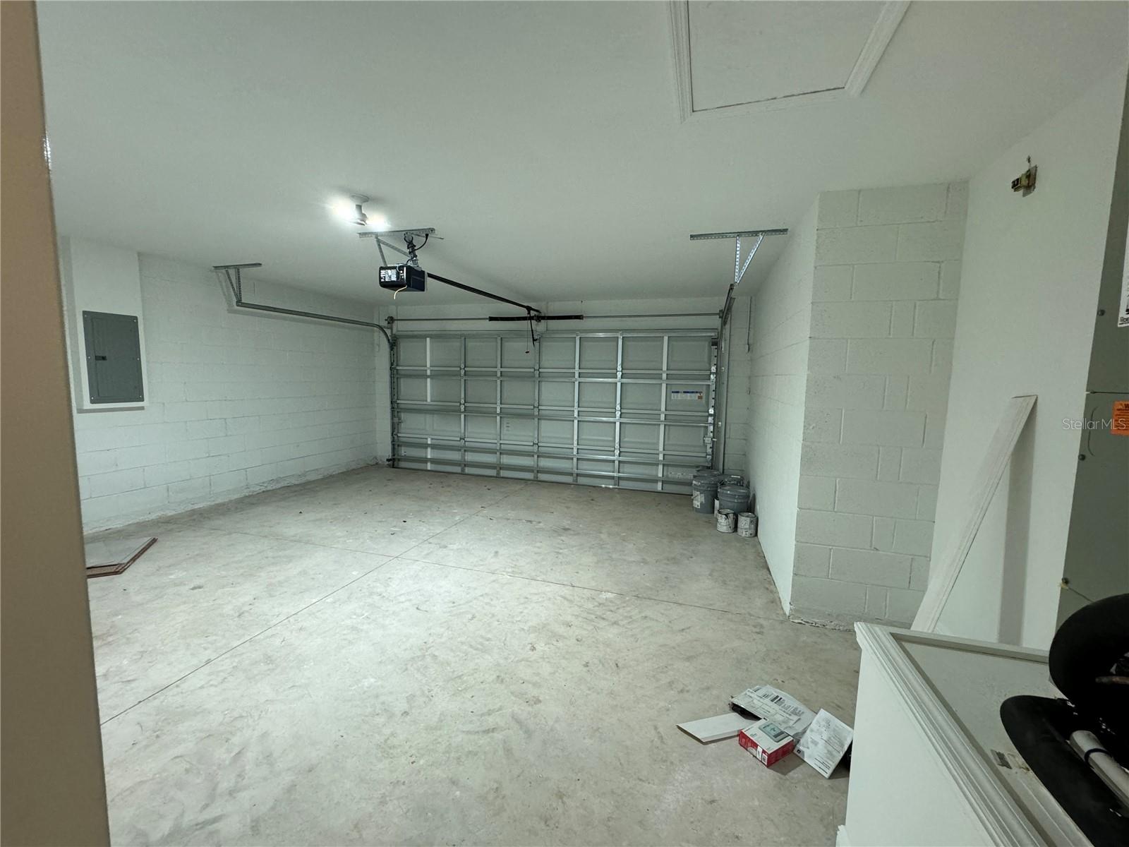 WEST HIGHLANDS - Residential Lease