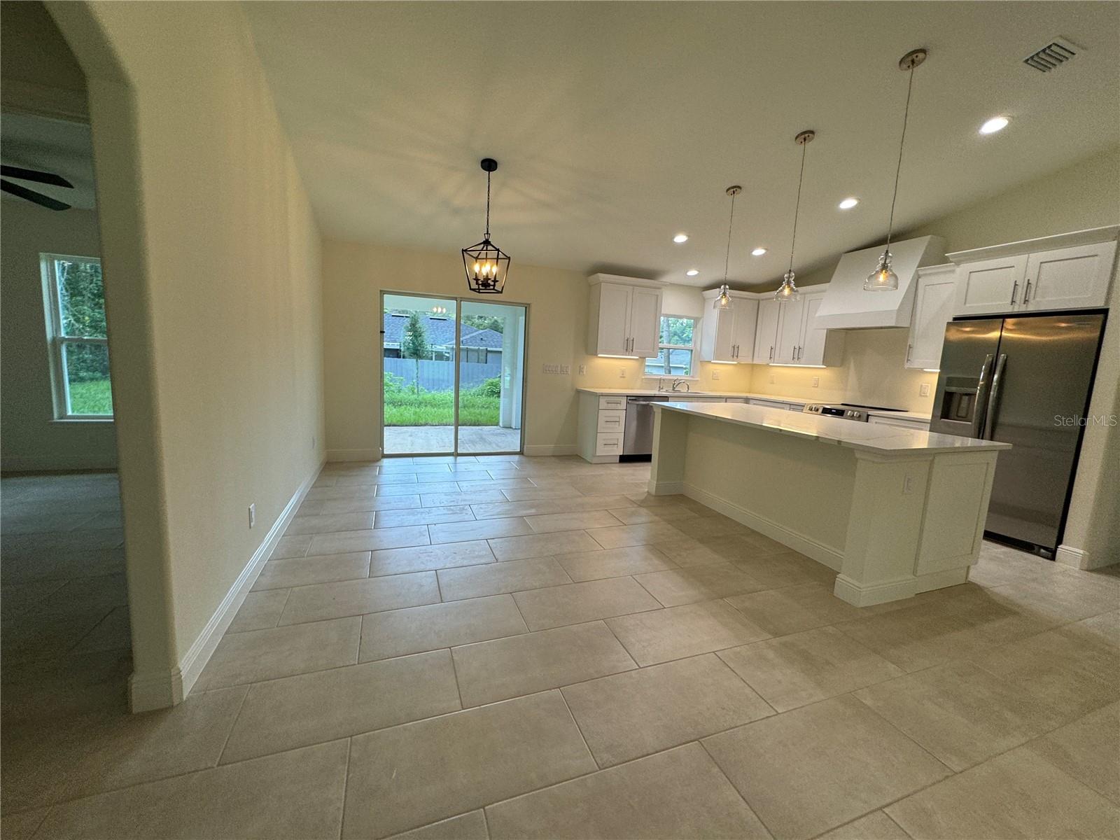 WEST HIGHLANDS - Residential Lease