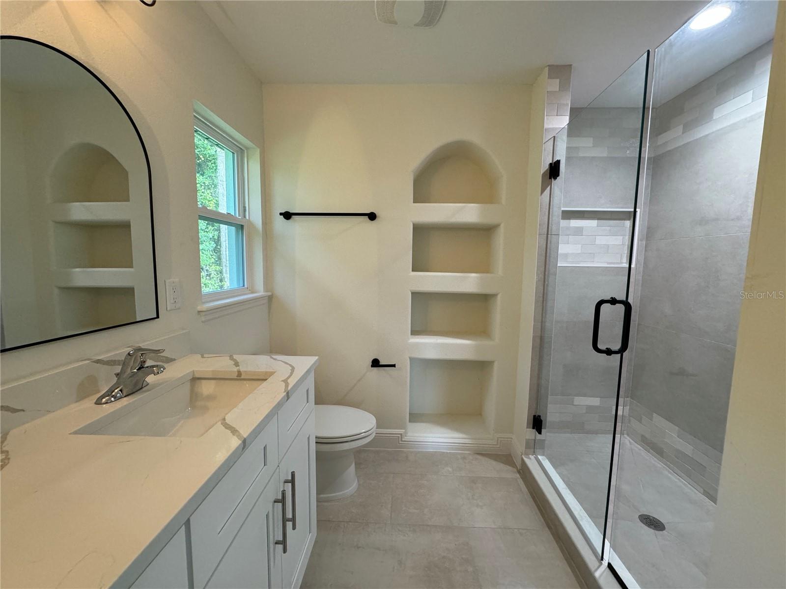 WEST HIGHLANDS - Residential Lease