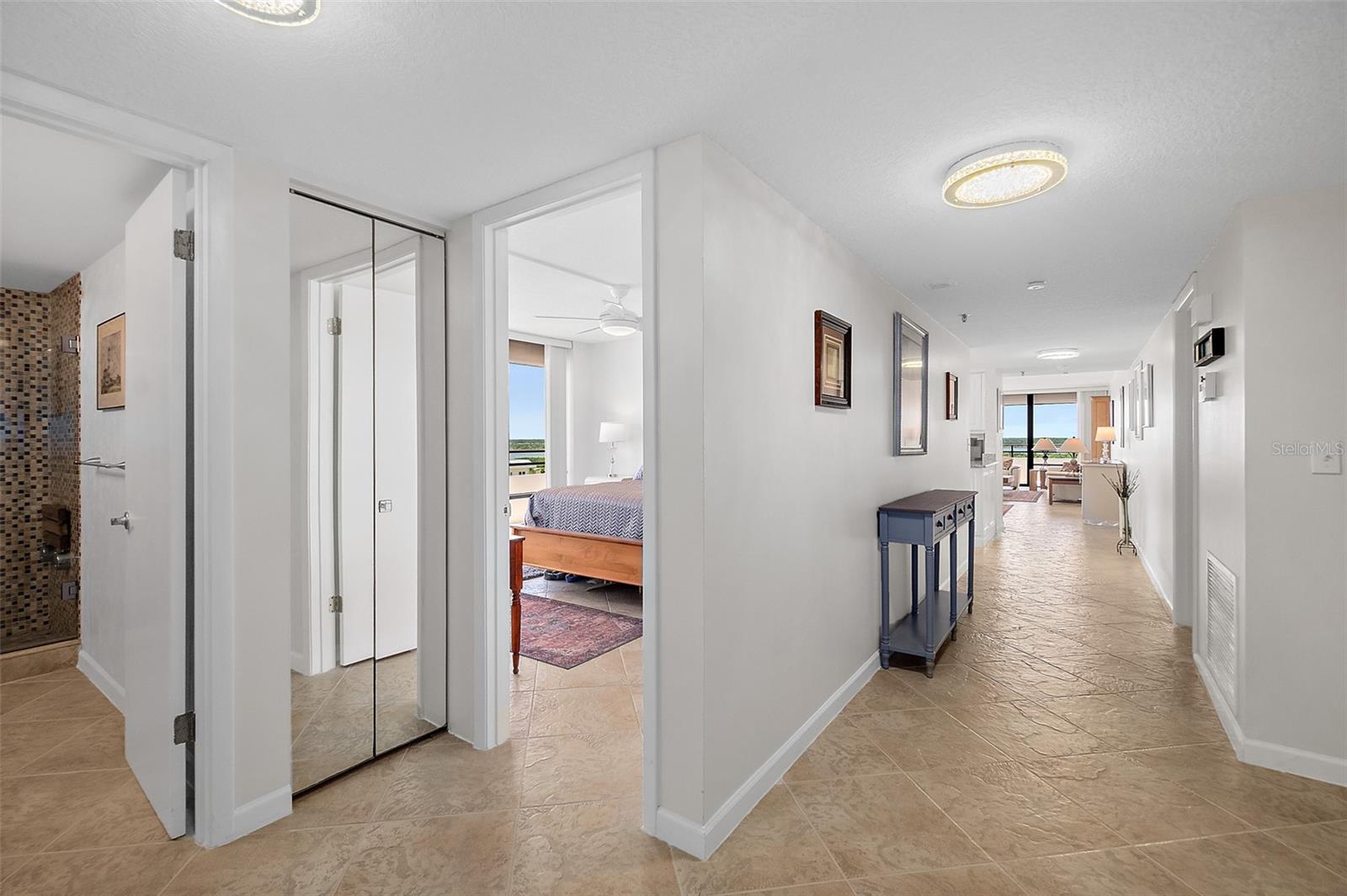 3743 S ATLANTIC AVENUE 8D00