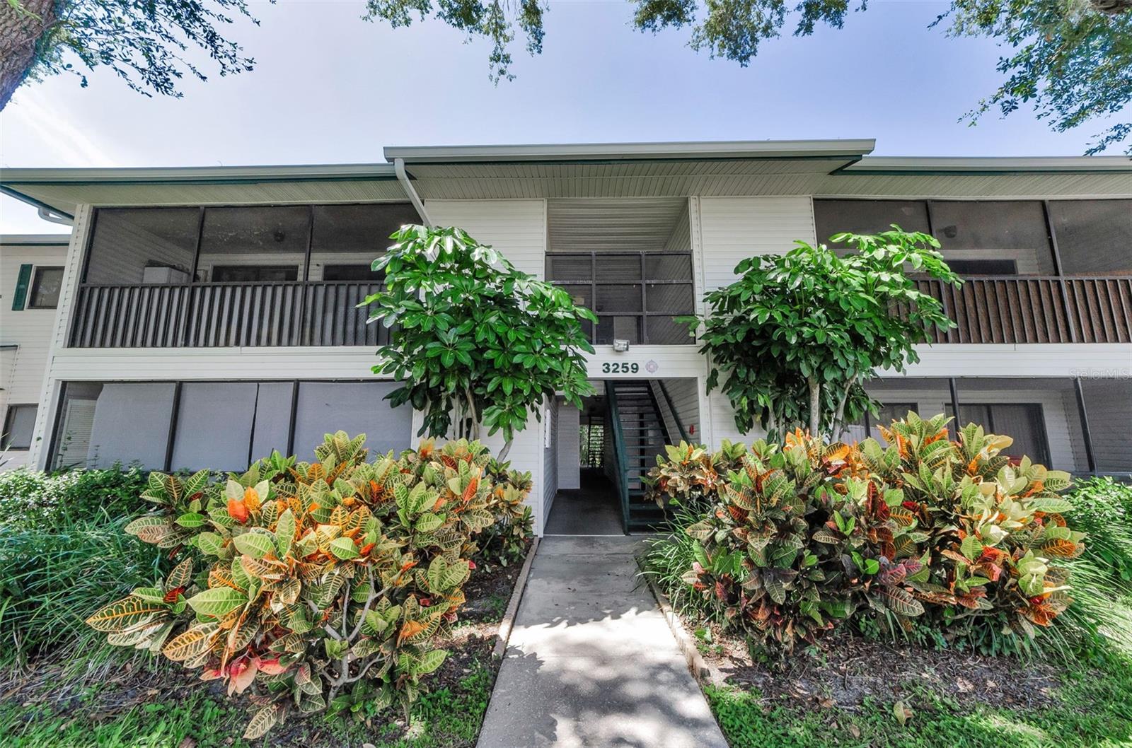 3259 FOX CHASE CIRCLE N 106