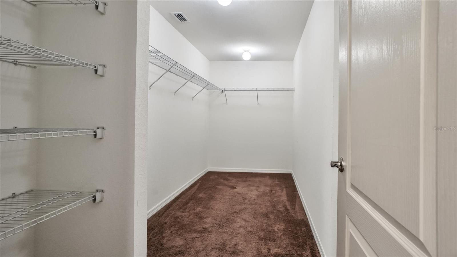 COVE/EAGLE LAKE - Residential Lease