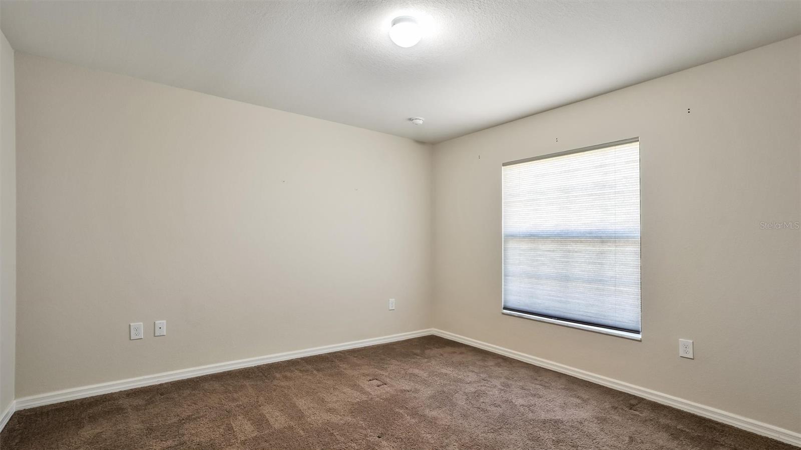 COVE/EAGLE LAKE - Residential Lease
