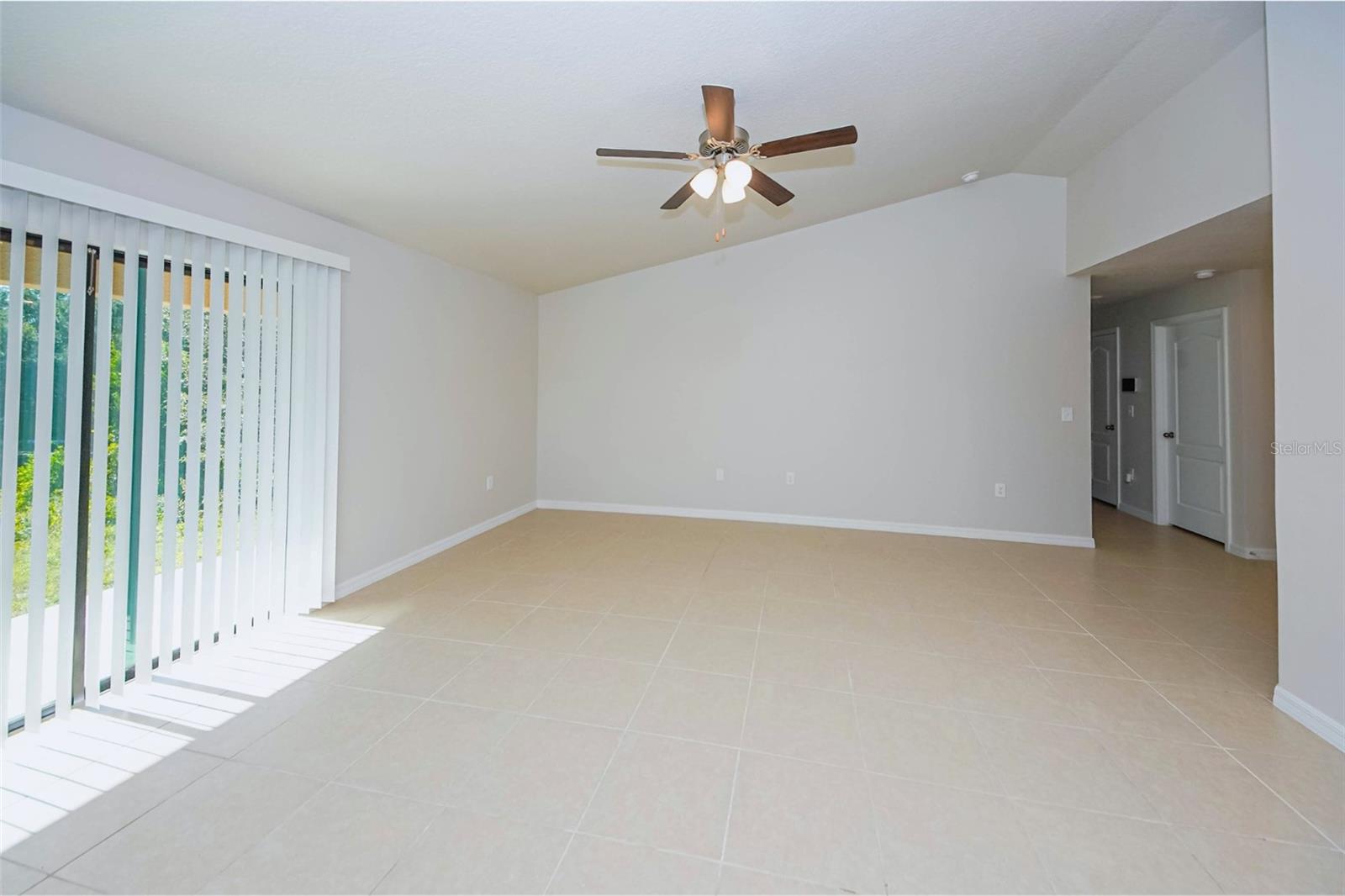 MASCOTTE LAKE JACKSON RIDGE PH 02 - Residential