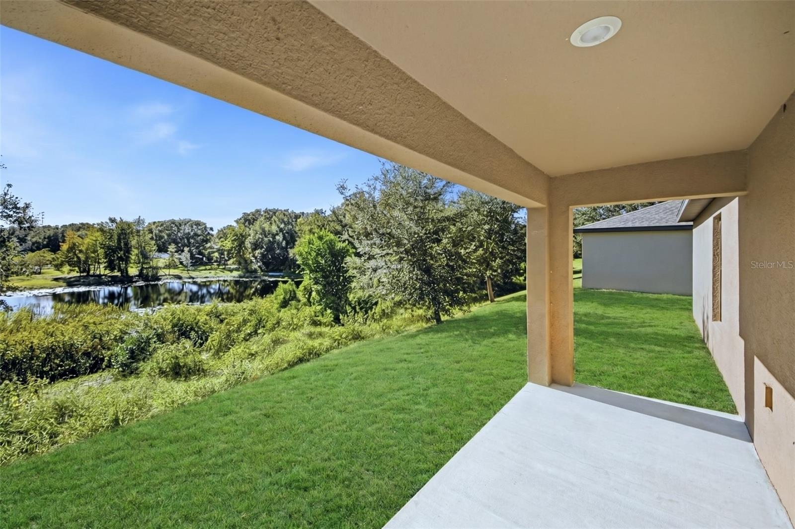 MASCOTTE LAKE JACKSON RIDGE PH 02 - Residential