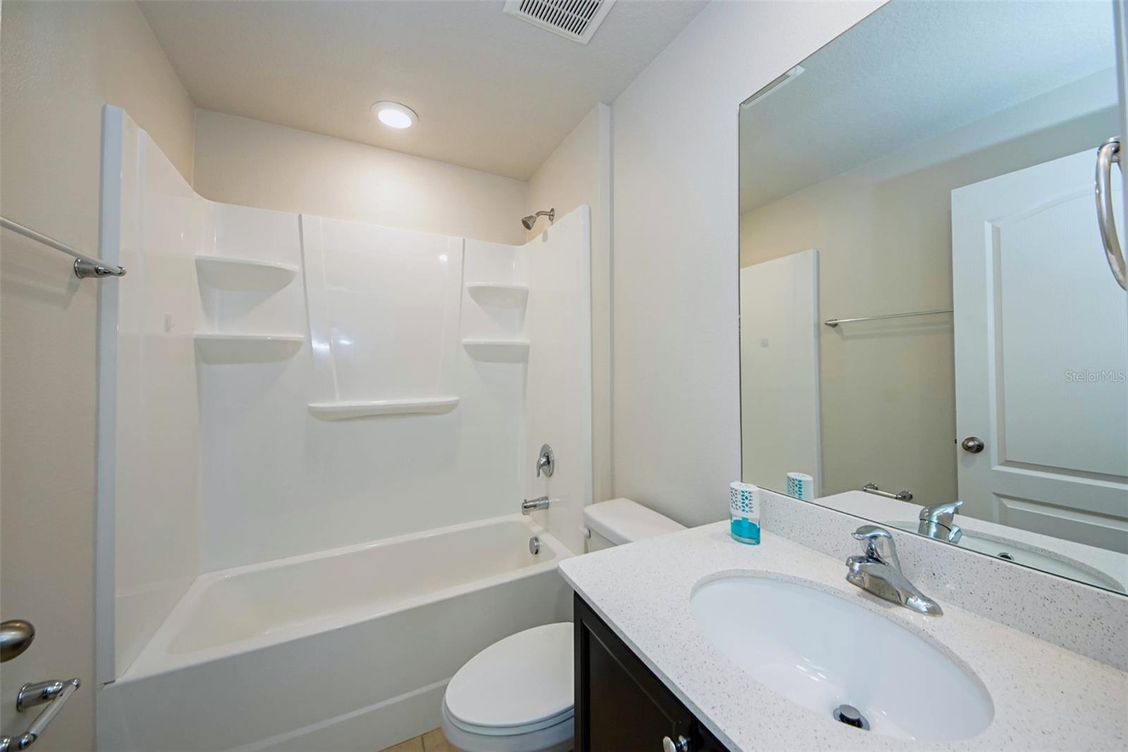 MASCOTTE LAKE JACKSON RIDGE PH 02 - Residential